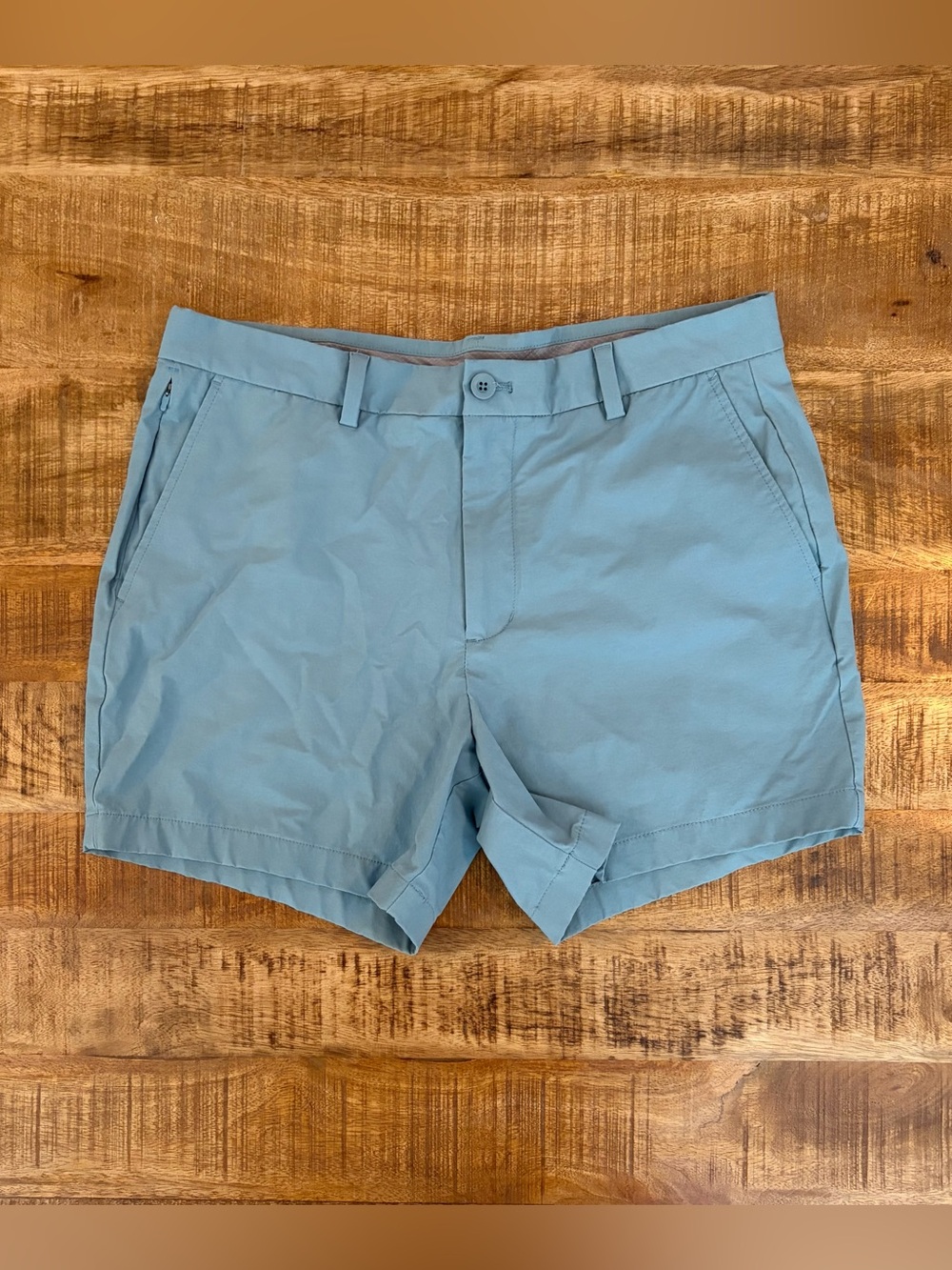 Vineyard Vines OTG On-the-Go Performance Shorts